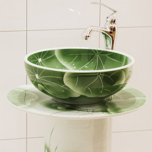 陶瓷迷你小挂盆彩色挂墙式洗手盆洗脸盆面盆小卫生间洗脸池